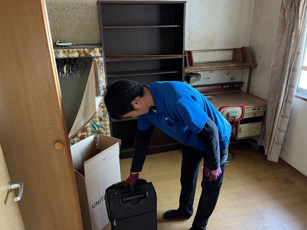 「団地型マンションでの遺品整理のご依頼に対応」作業写真